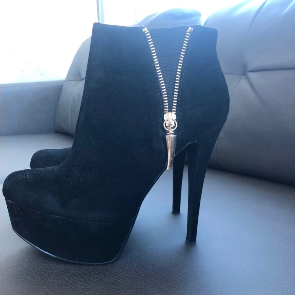 Black Suade booty heels